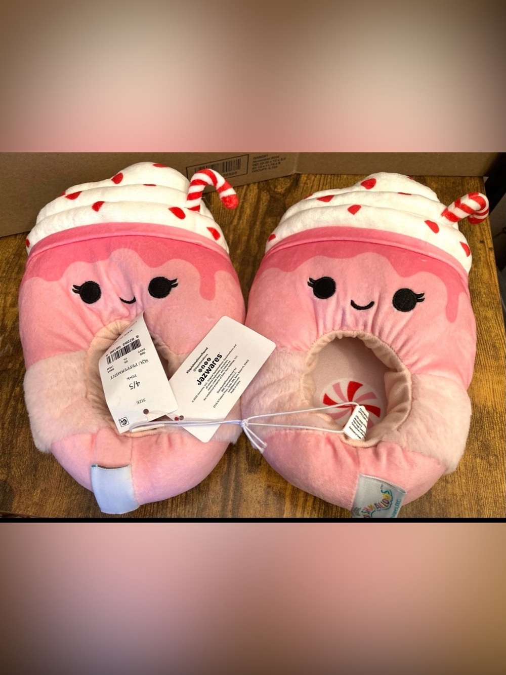 Squishmallows Kids' Slippers - Pink Peppermint Size 4-5 new